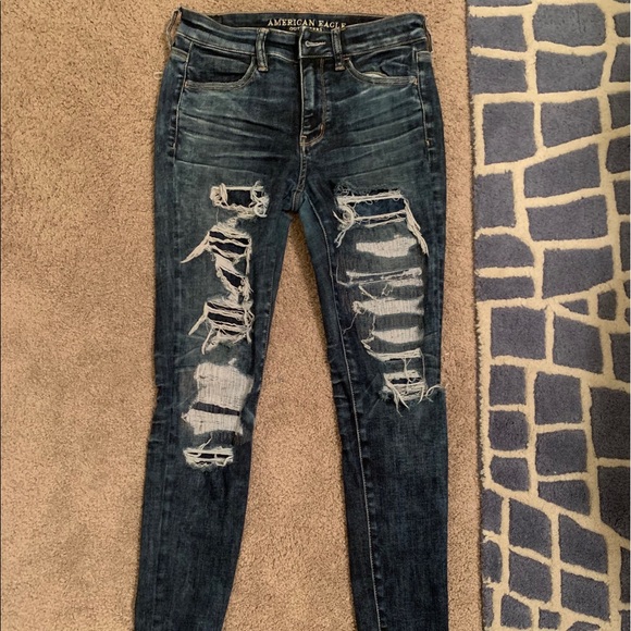 American Eagle Outfitters Patched Rip Jeans - Picture 1 of 4